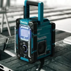 Makita DMR301